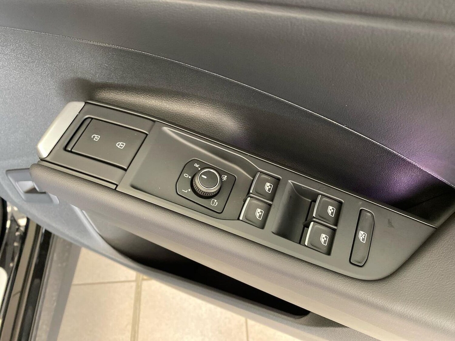 Used Volkswagen T-Roc 2026 for sale - 78194636: Photo 21