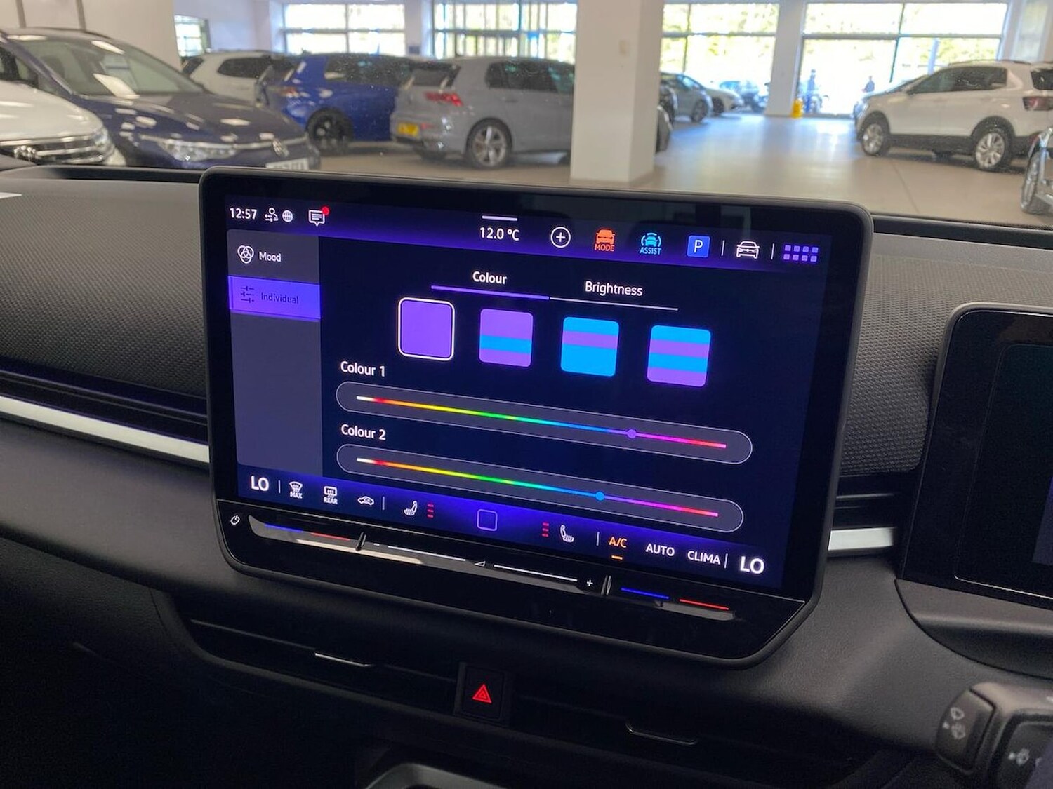 Used Volkswagen T-Roc 2026 for sale - 78194636: Photo 28