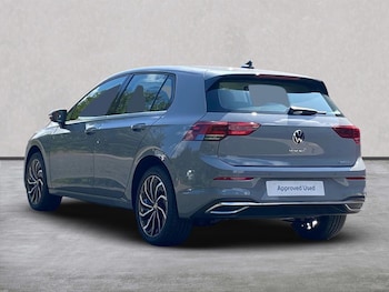 Used Volkswagen Golf 2025 for sale - 76243213: Photo