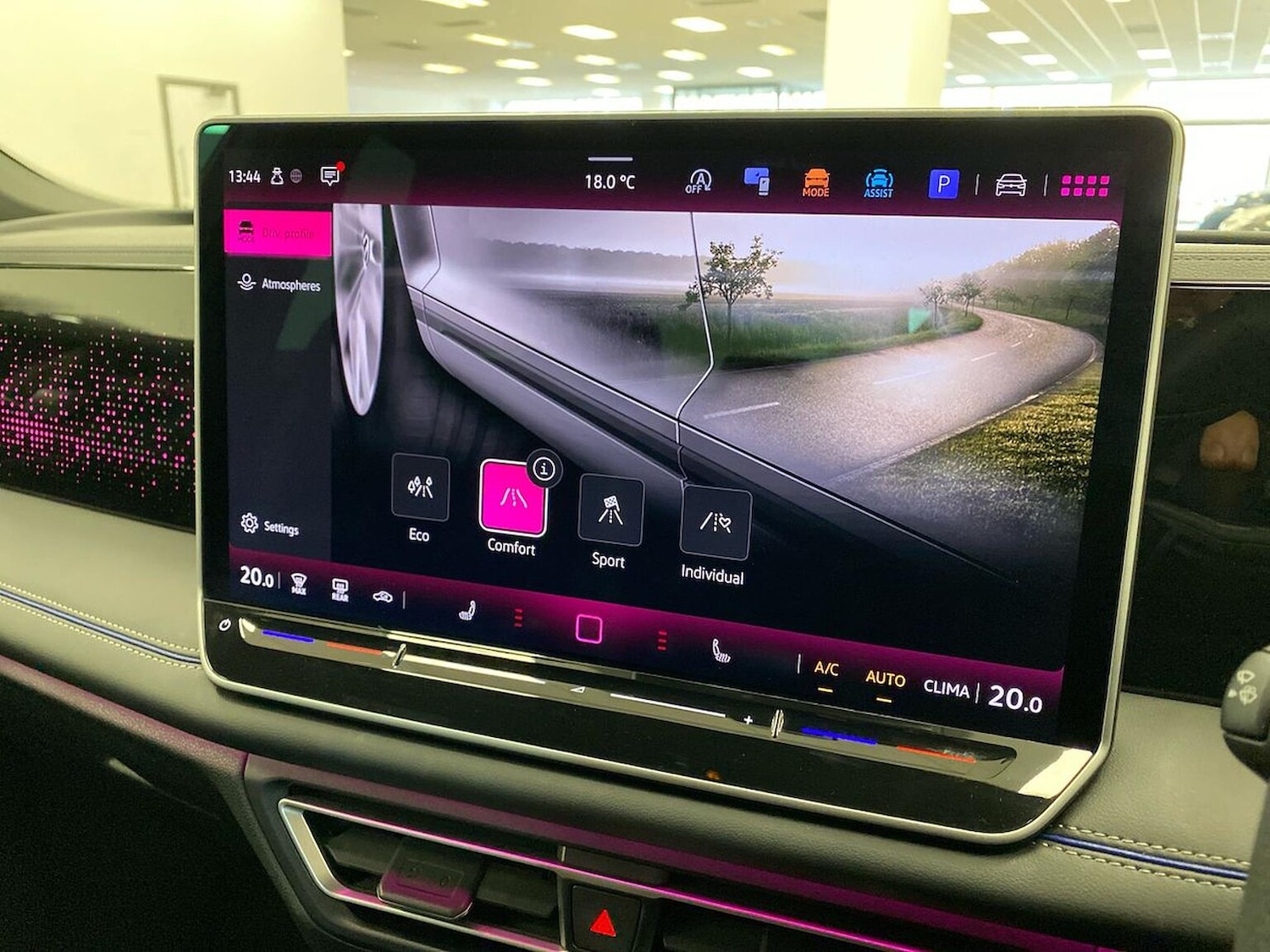 Used Volkswagen Tiguan 2025 for sale - 76982901: Photo 28