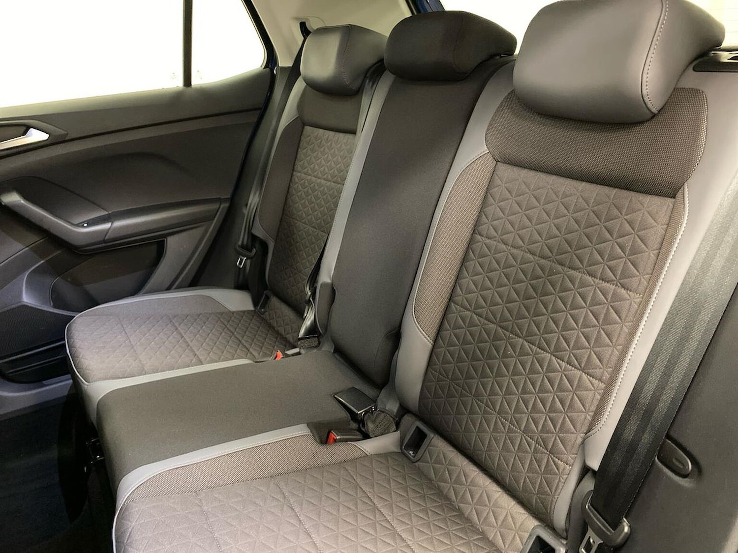 Used Volkswagen T-Cross 2022 for sale - 76924612: Photo 16