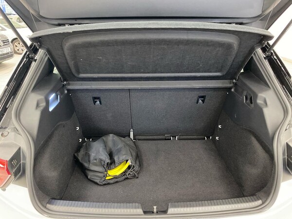 Used Volkswagen ID.3 2022 for sale - 76313868: Photo 17
