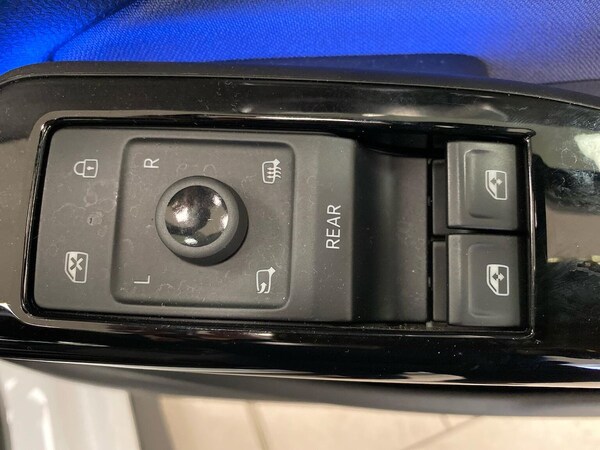 Used Volkswagen ID.3 2022 for sale - 76313868: Photo 21