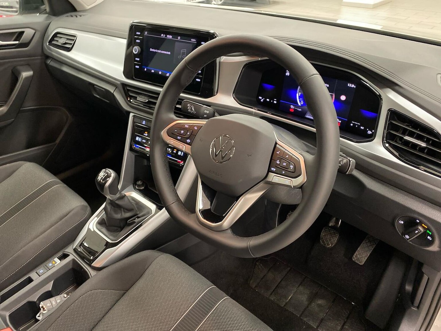 Used Volkswagen T-Roc 2025 for sale - 76655954: Photo 15