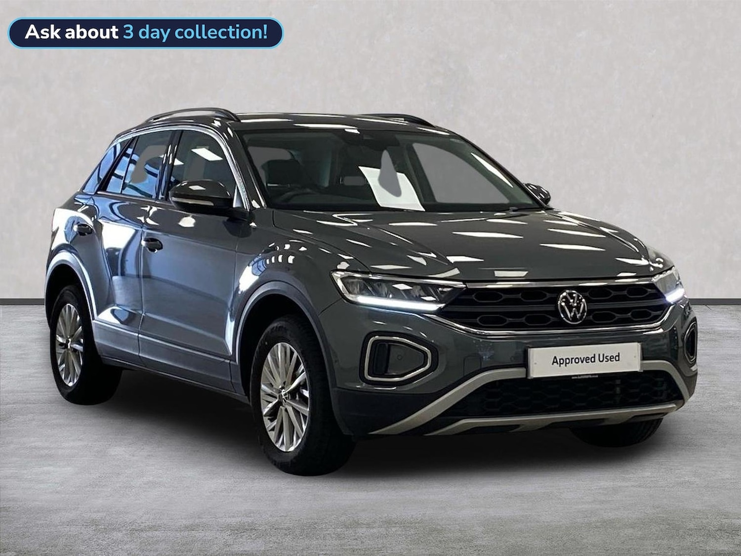 Used Volkswagen T-Roc 2023 for sale - 76492390: Photo 1