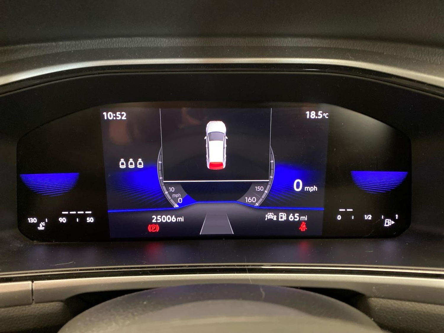 Used Volkswagen T-Roc 2023 for sale - 76492390: Photo 10