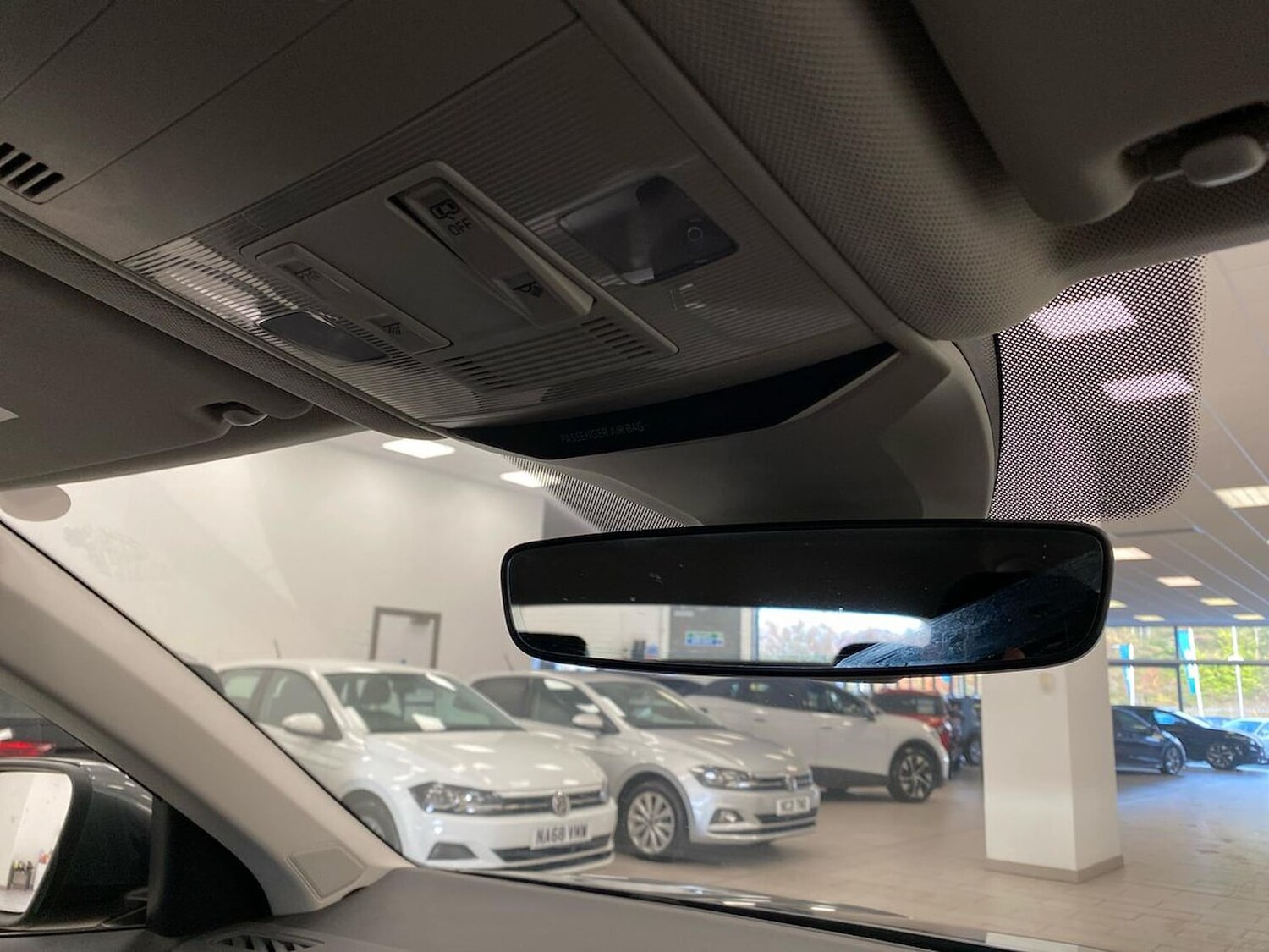 Used Volkswagen T-Roc 2023 for sale - 76492390: Photo 14