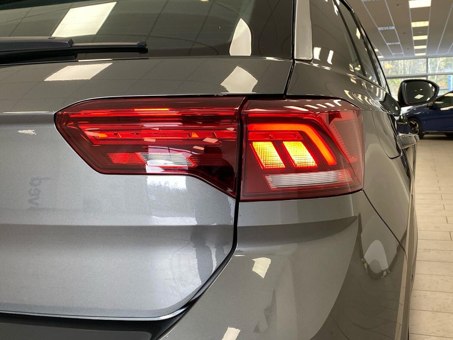 Used Volkswagen T-Roc 2023 for sale - 76492390: Photo 36