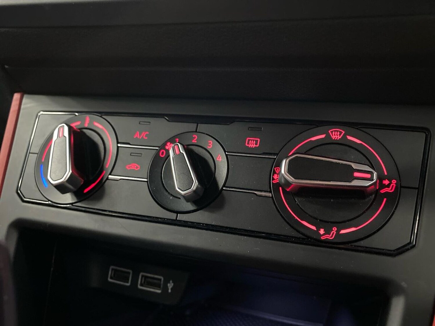 Used Volkswagen Polo 2020 for sale - 78194614: Photo 12