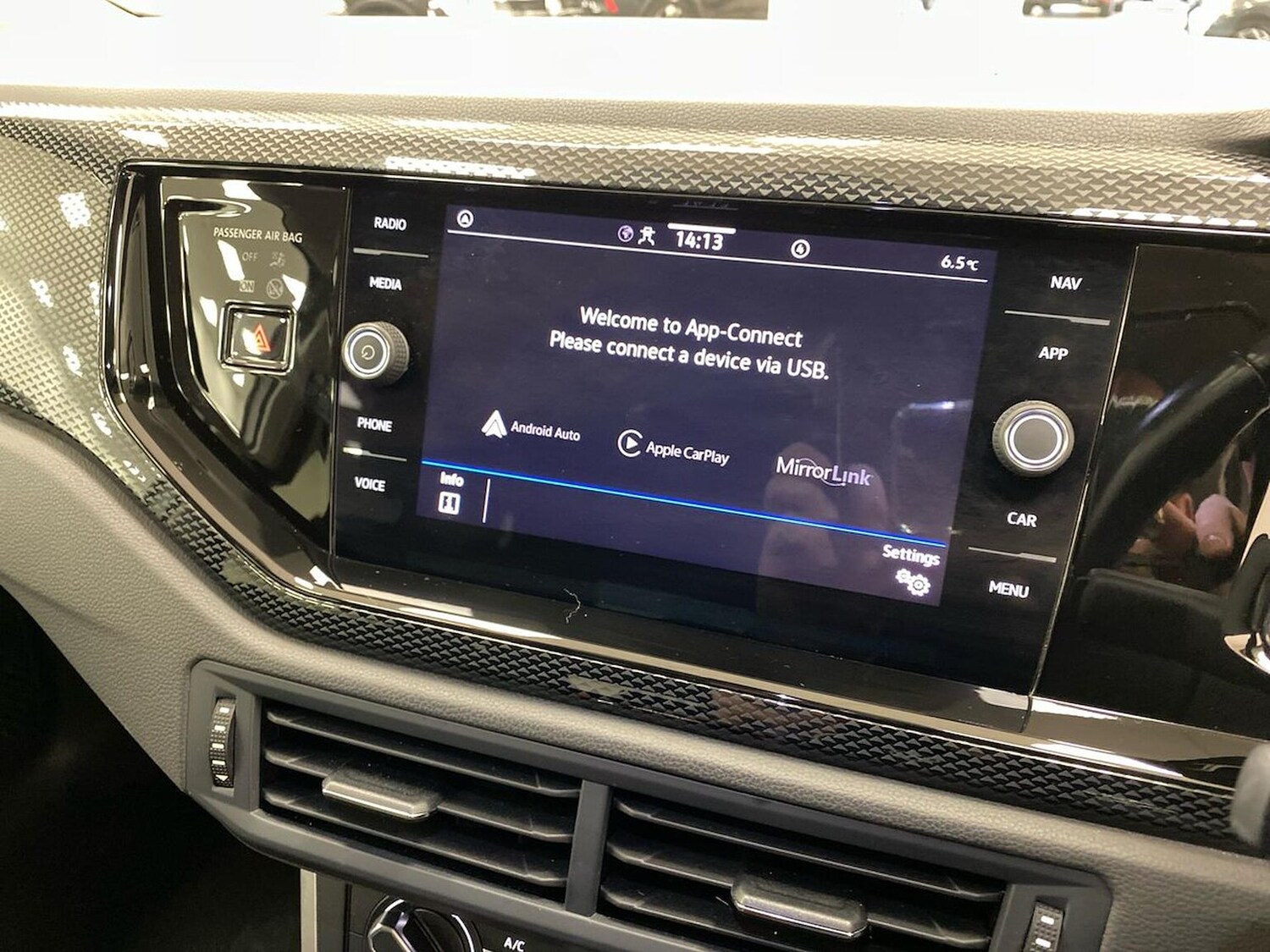 Used Volkswagen Taigo 2023 for sale - 76693448: Photo 24