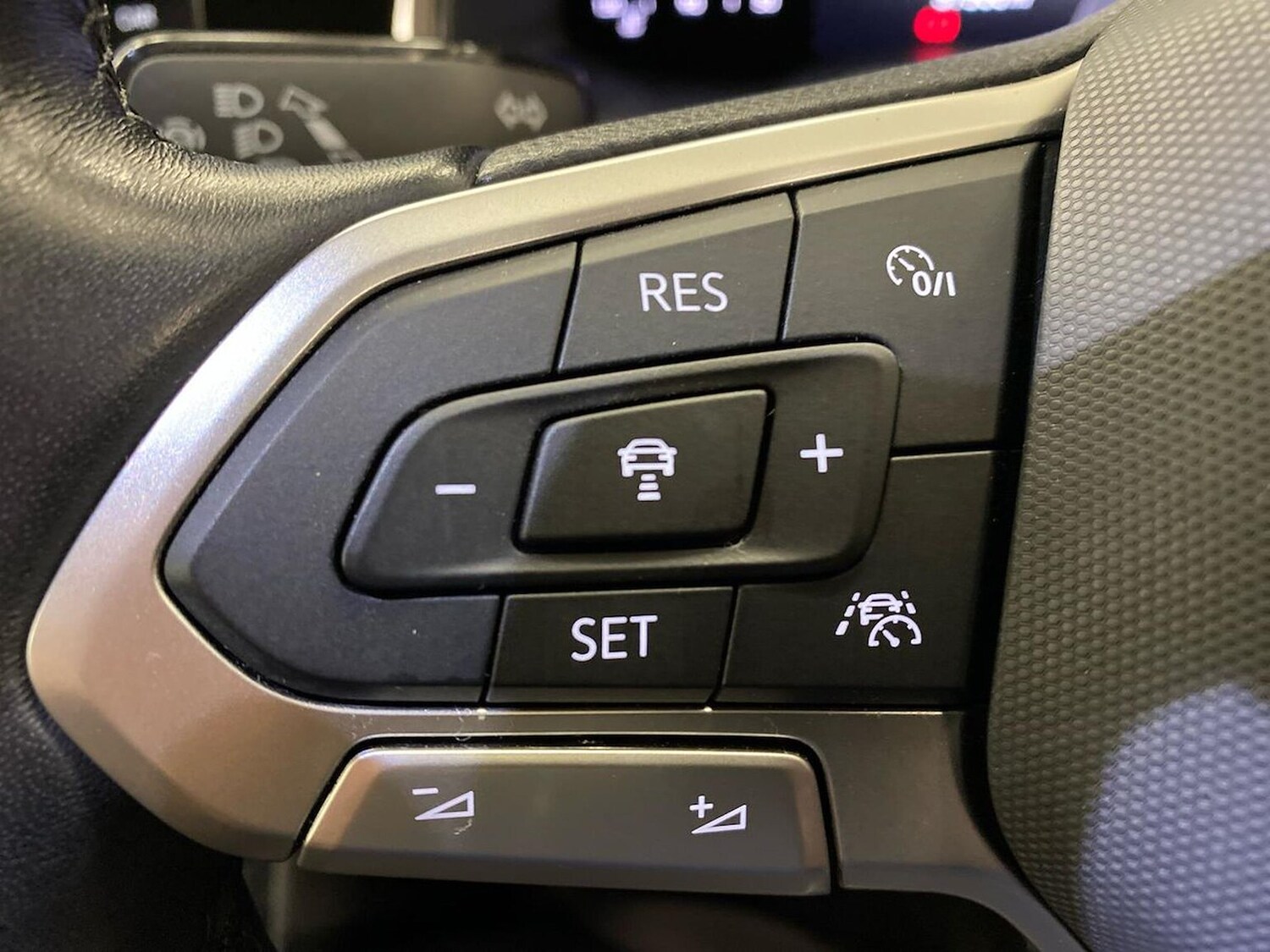 Used Volkswagen Taigo 2023 for sale - 76693448: Photo 27