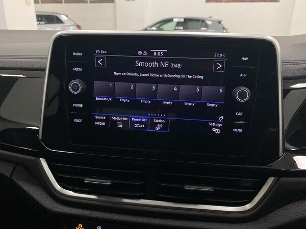 Used Volkswagen T-Roc 2025 for sale - 75621396: Photo 11