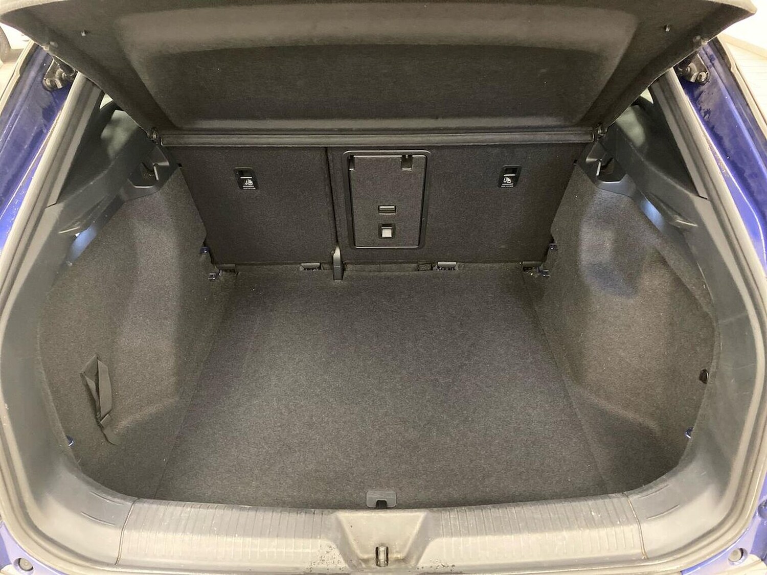 Used Volkswagen ID.4 2022 for sale - 77528861: Photo 17