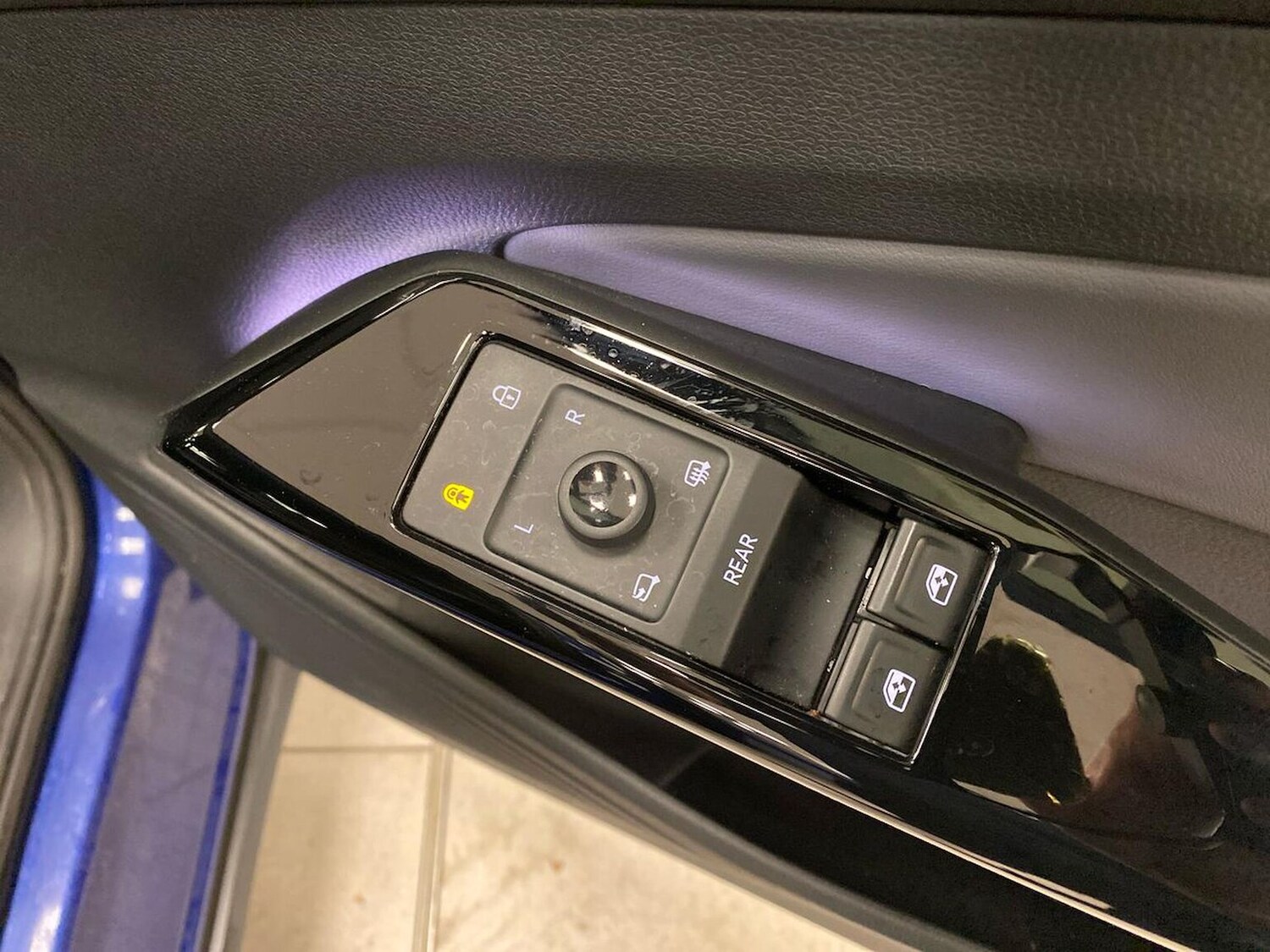 Used Volkswagen ID.4 2022 for sale - 77528861: Photo 21