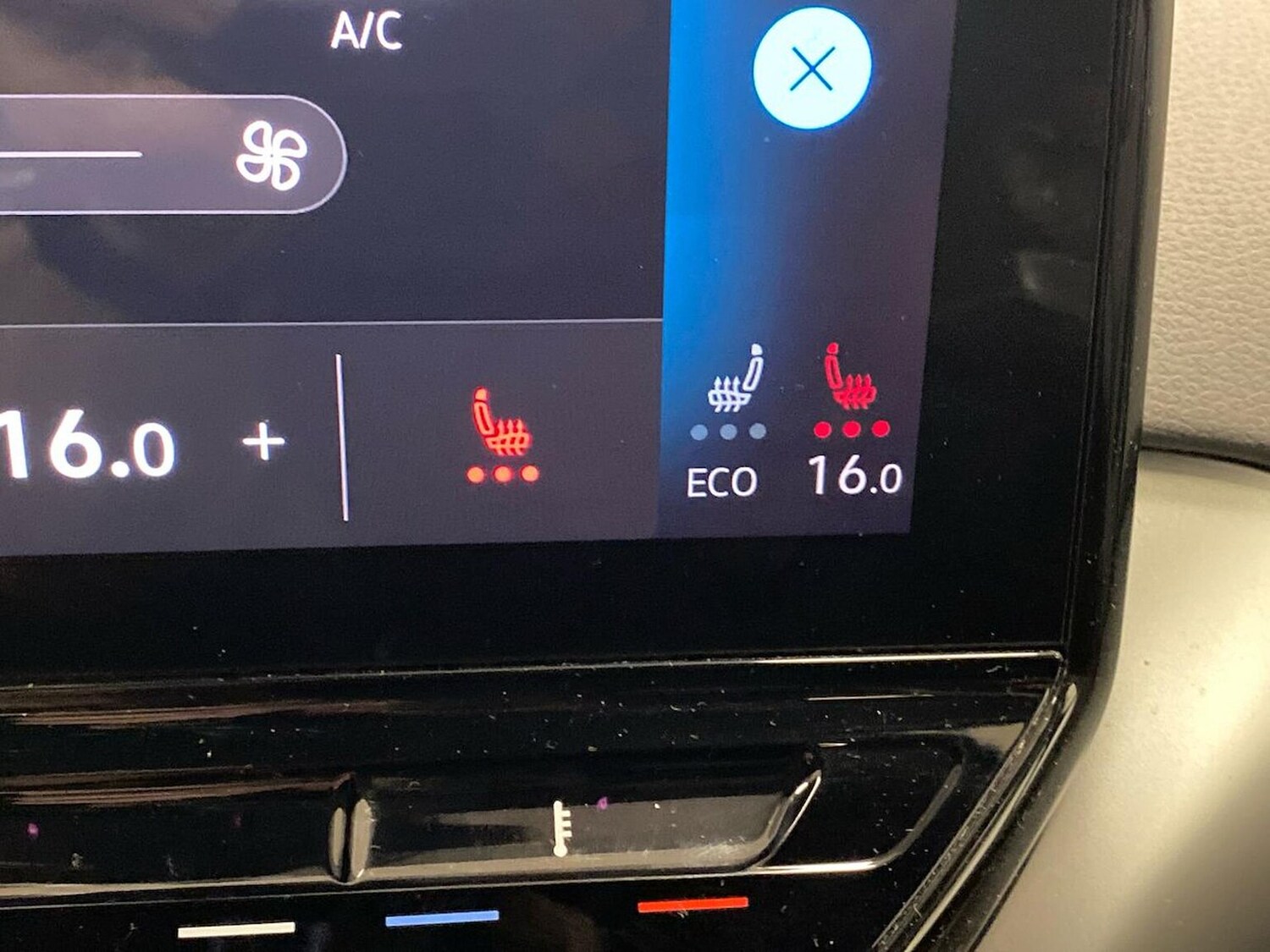 Used Volkswagen ID.4 2022 for sale - 77528861: Photo 25