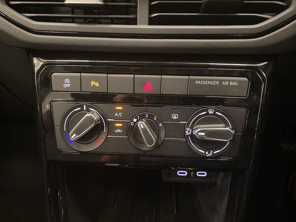 Used Volkswagen T-Cross 2025 for sale - 76257786: Photo 12