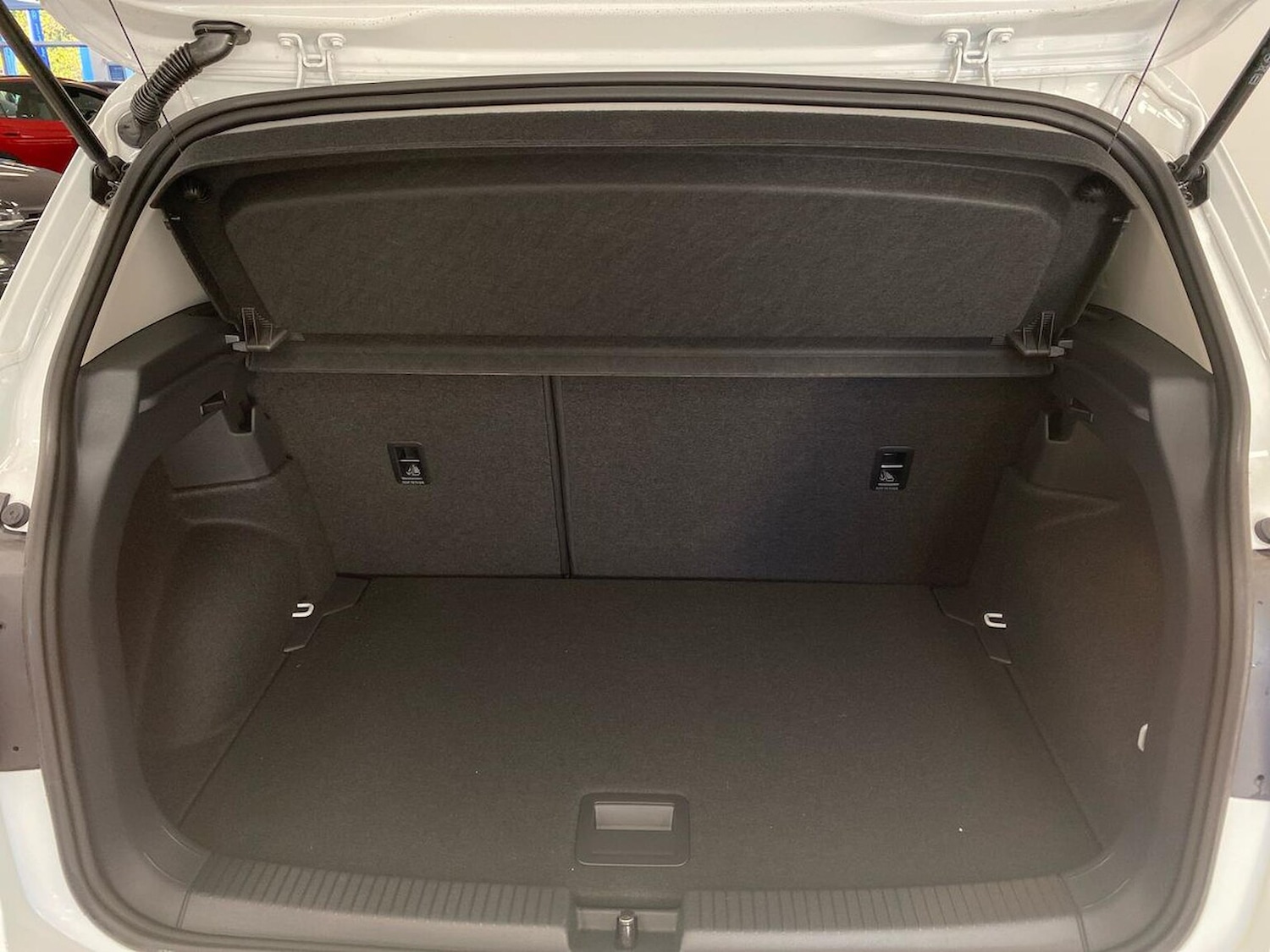 Used Volkswagen T-Cross 2025 for sale - 76257786: Photo 17