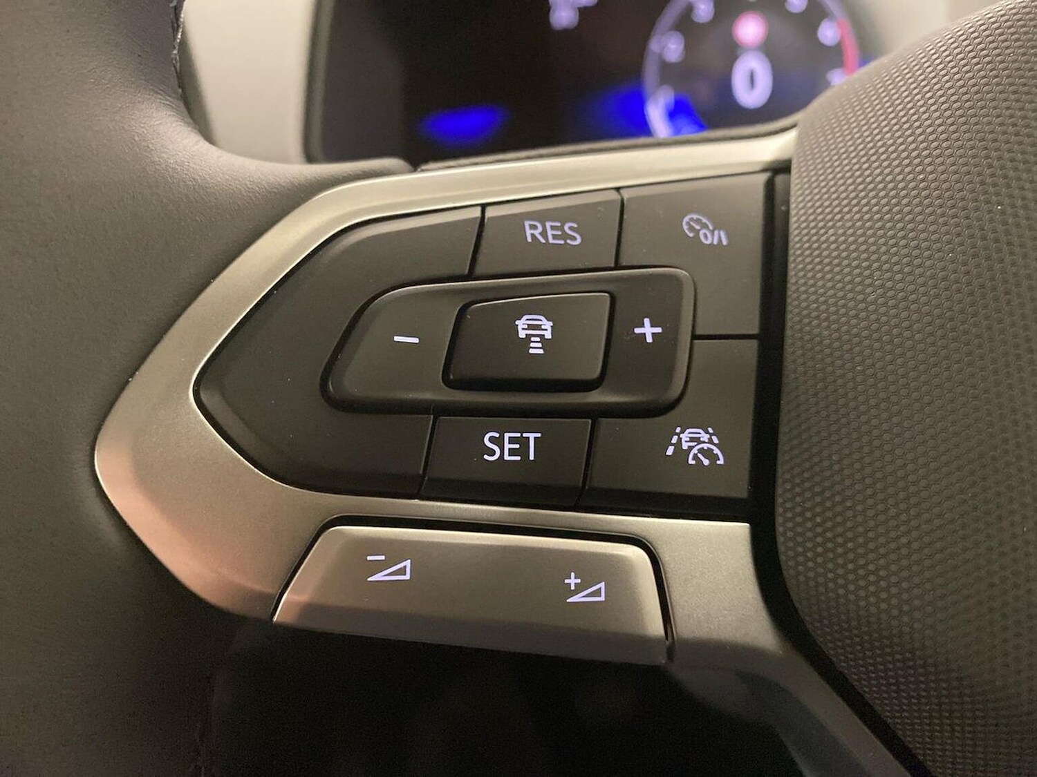 Used Volkswagen T-Cross 2025 for sale - 76257786: Photo 25