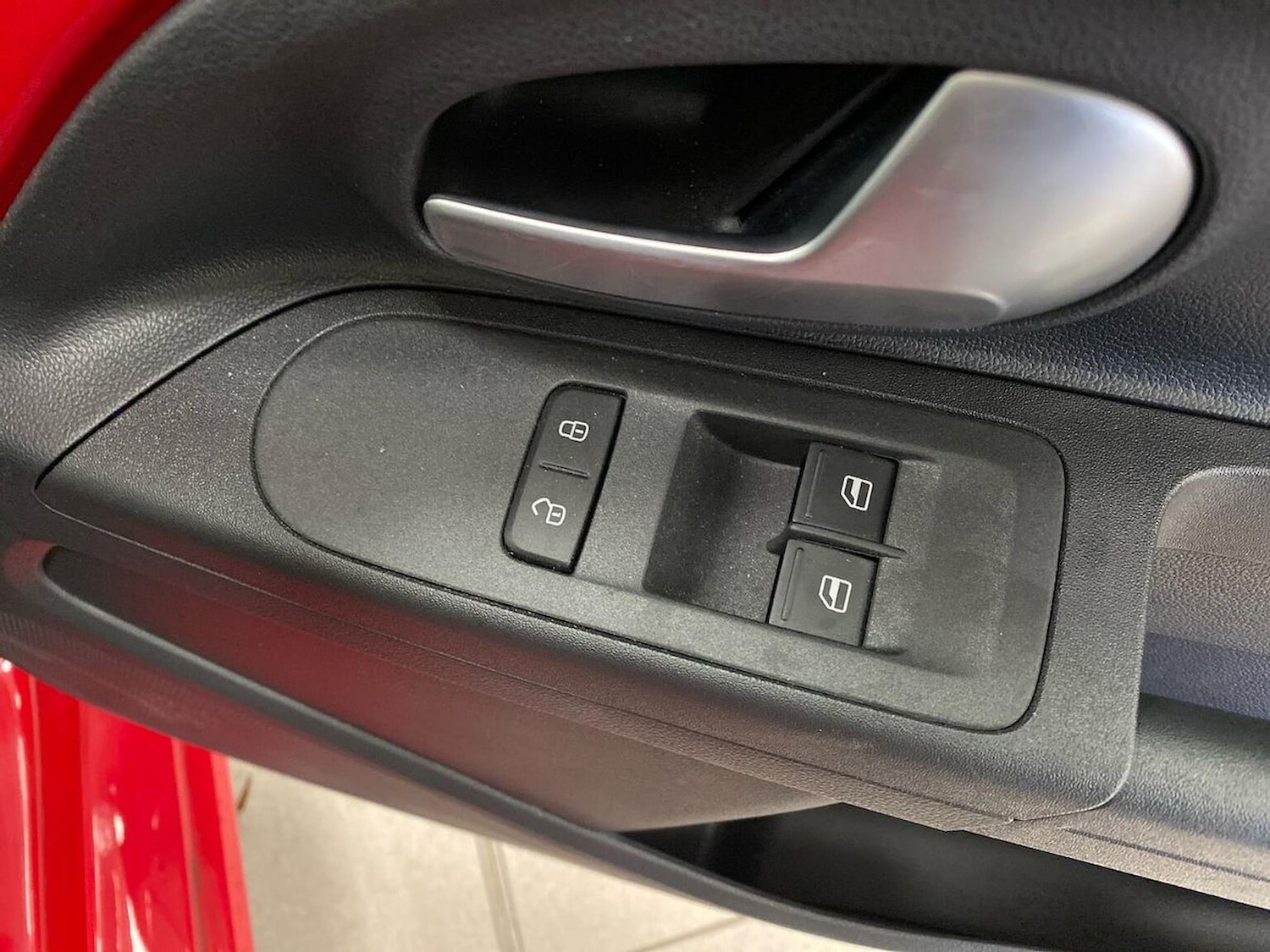 Used Volkswagen up! 2023 for sale - 76638868: Photo 21