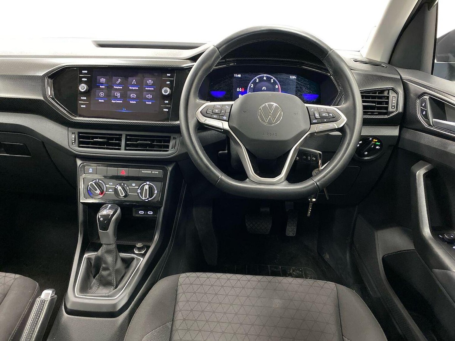 Used Volkswagen T-Cross 2022 for sale - 76945882: Photo 9