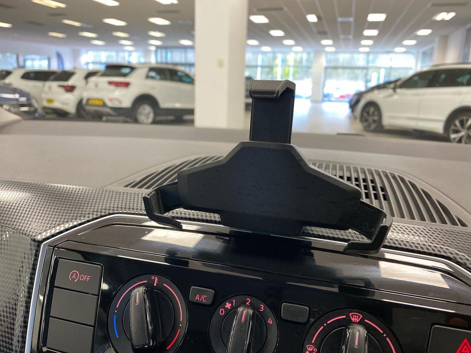 Used Volkswagen up! 2023 for sale - 78194477: Photo 23