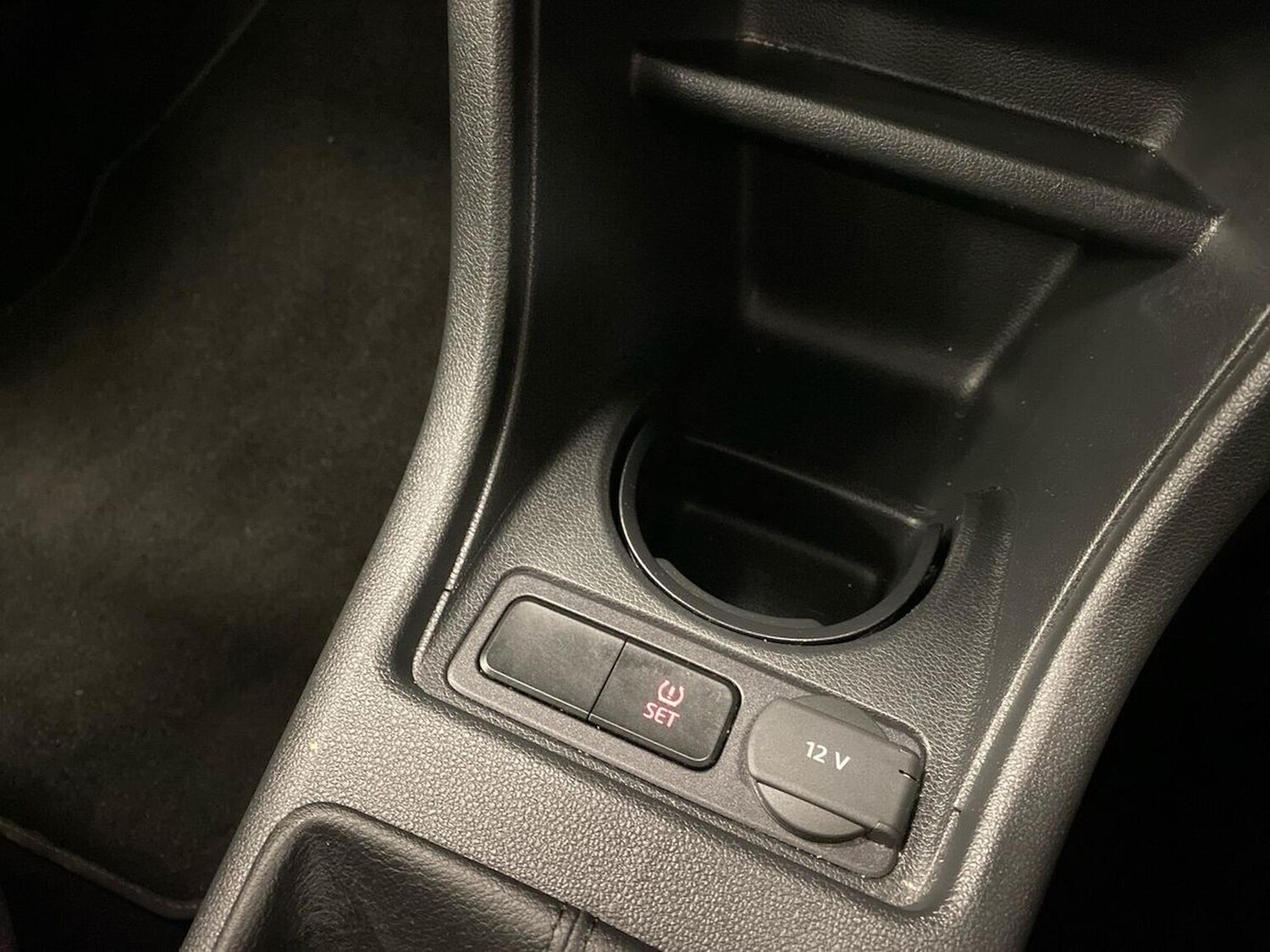 Used Volkswagen up! 2023 for sale - 78194477: Photo 28