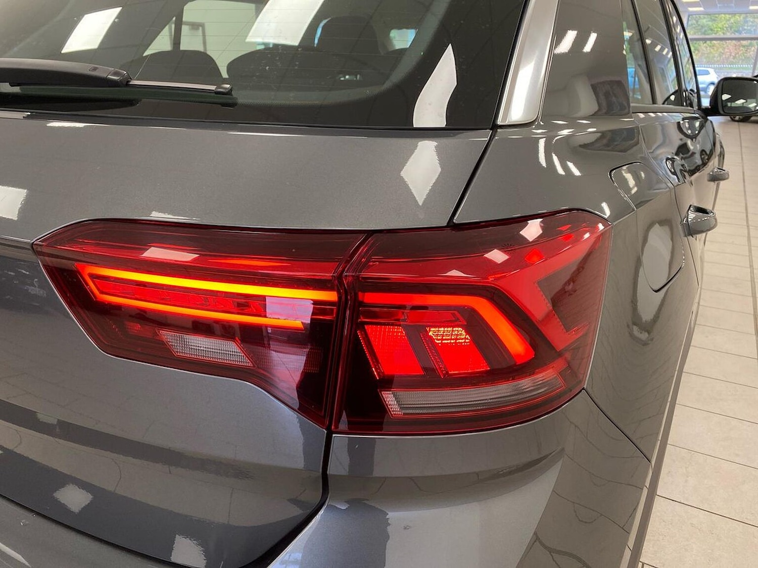 Used Volkswagen T-Roc 2022 for sale - 76171600: Photo 28