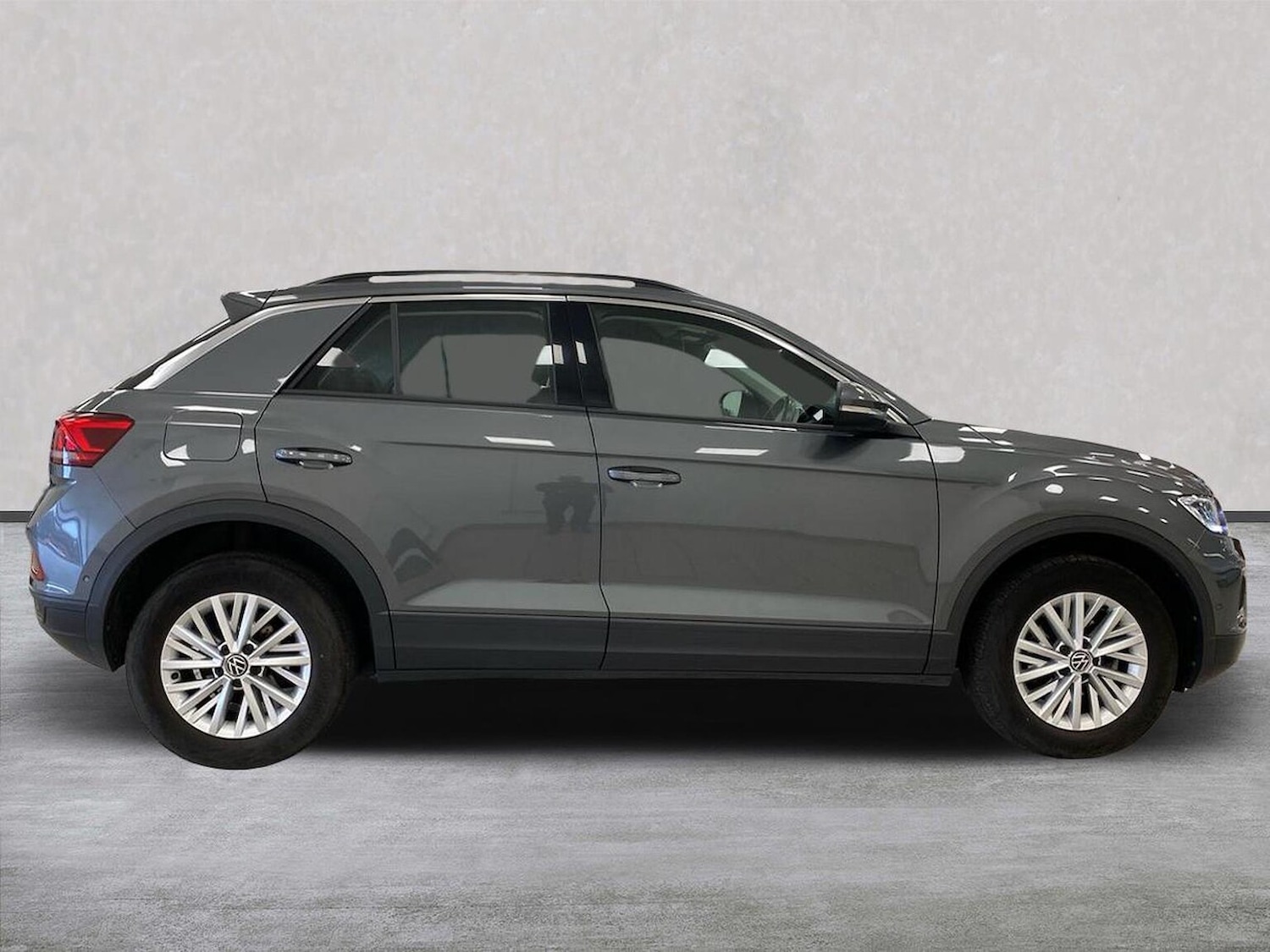 Used Volkswagen T-Roc 2022 for sale - 76171600: Photo 3