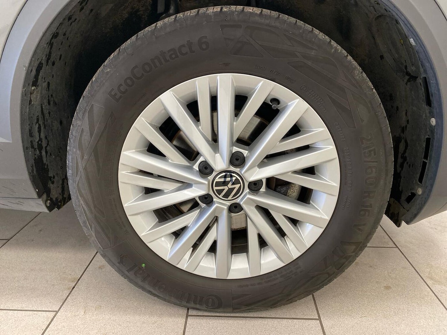 Used Volkswagen T-Roc 2022 for sale - 76171600: Photo 6
