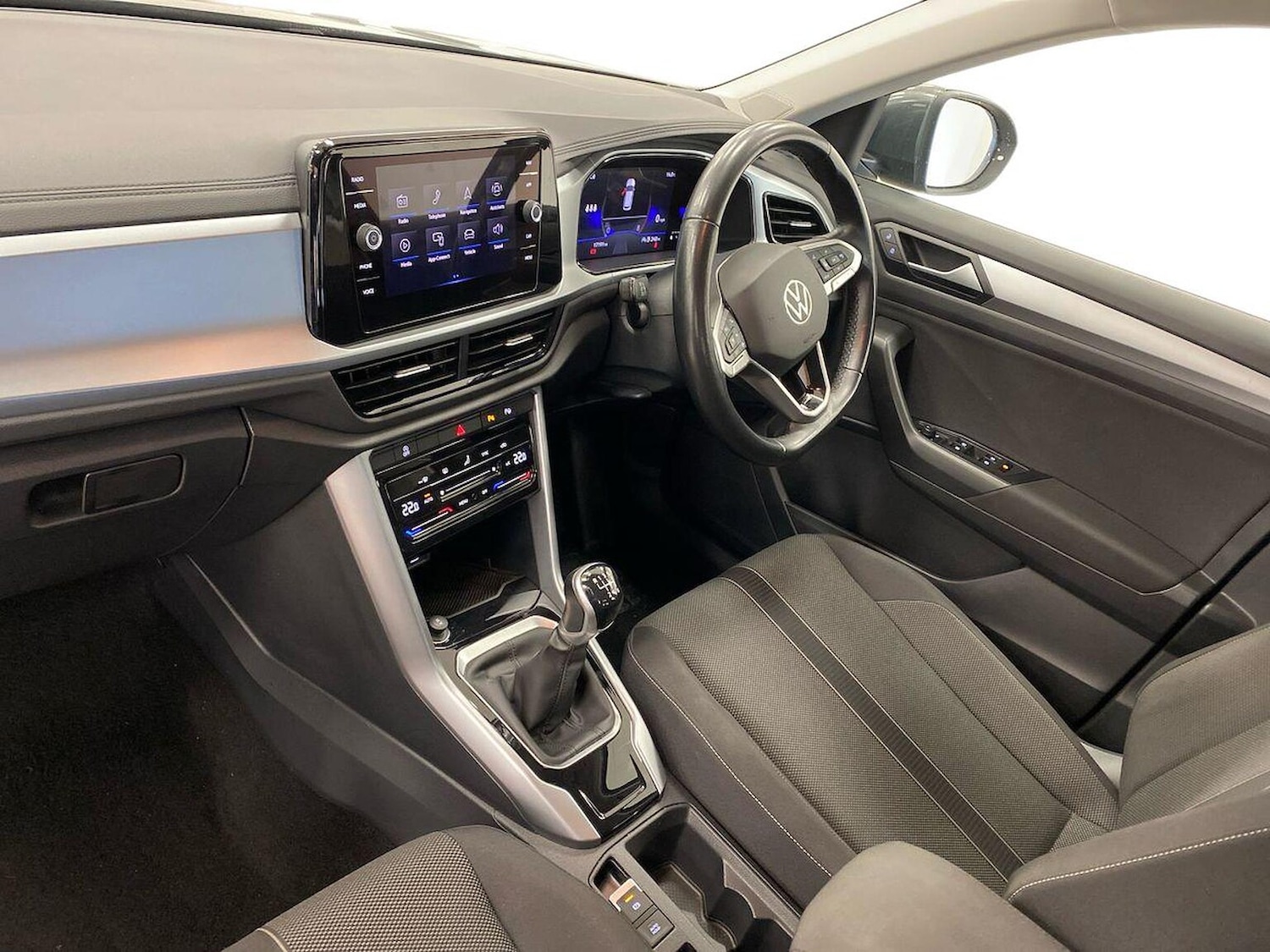 Used Volkswagen T-Roc 2022 for sale - 76171600: Photo 7