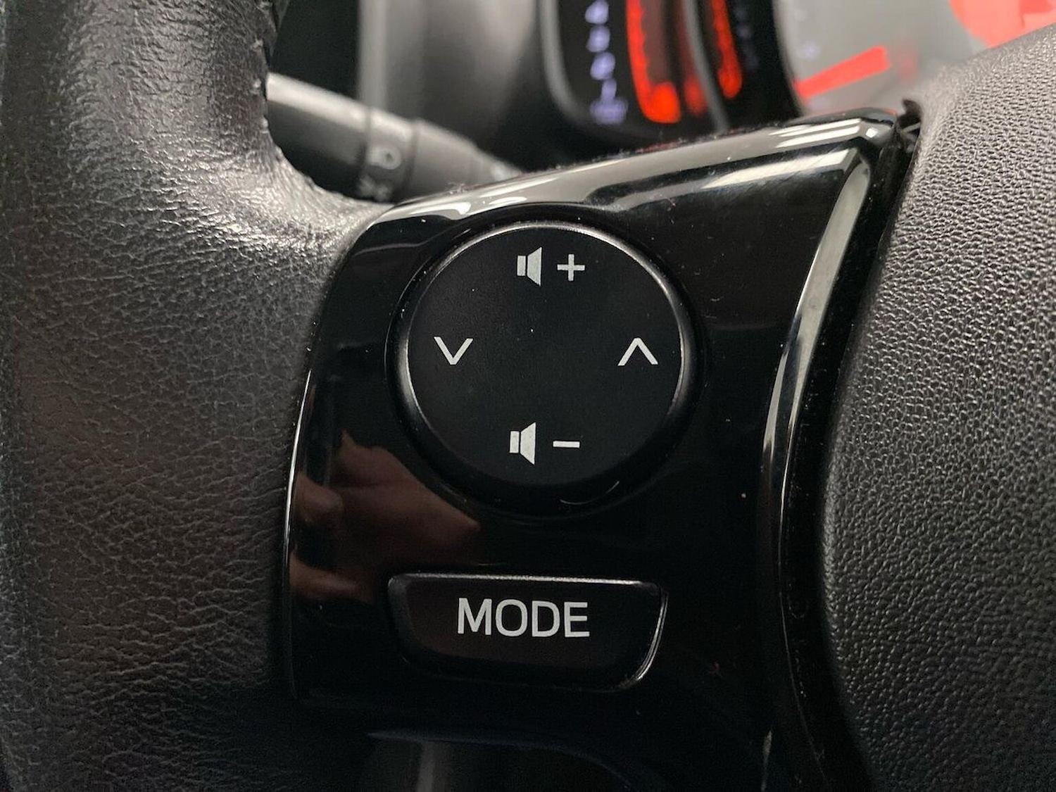 Used Toyota AYGO 2019 for sale - 76174217: Photo 25