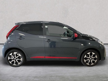 Used Toyota AYGO 2019 for sale - 76174217: Photo