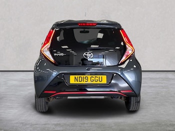 Used Toyota AYGO 2019 for sale - 76174217: Photo