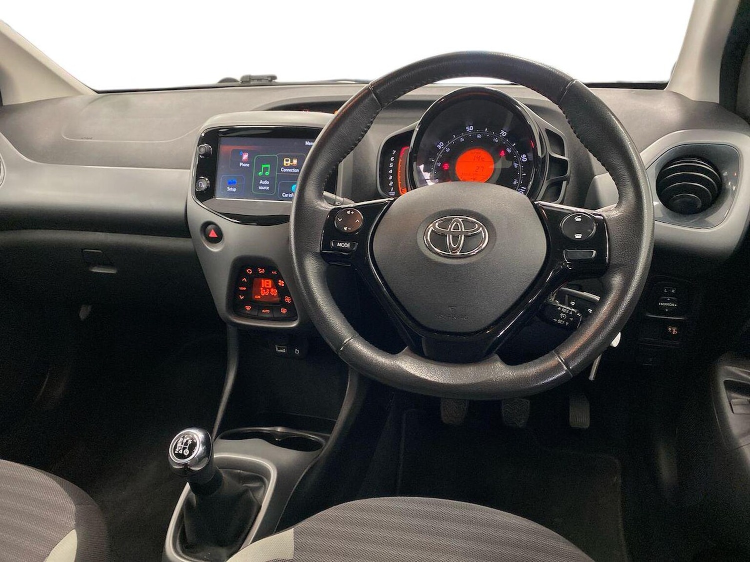 Used Toyota AYGO 2019 for sale - 76174217: Photo 9