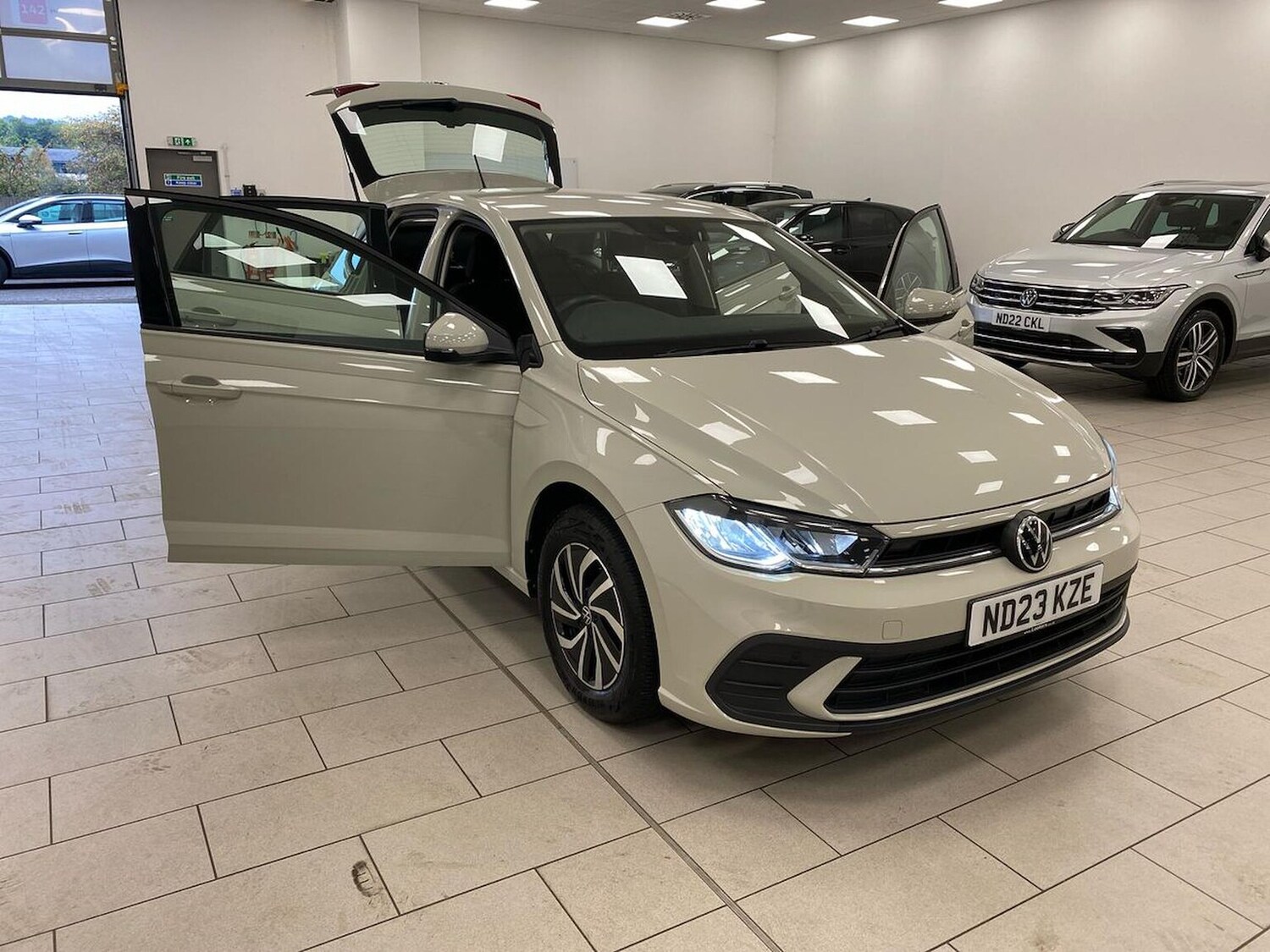 Used Volkswagen Polo 2023 for sale - 76292981: Photo 29