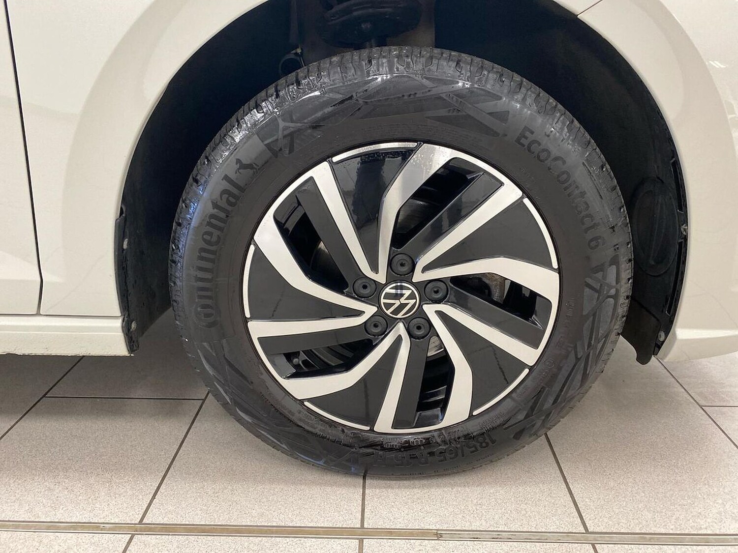 Used Volkswagen Polo 2023 for sale - 76292981: Photo 6