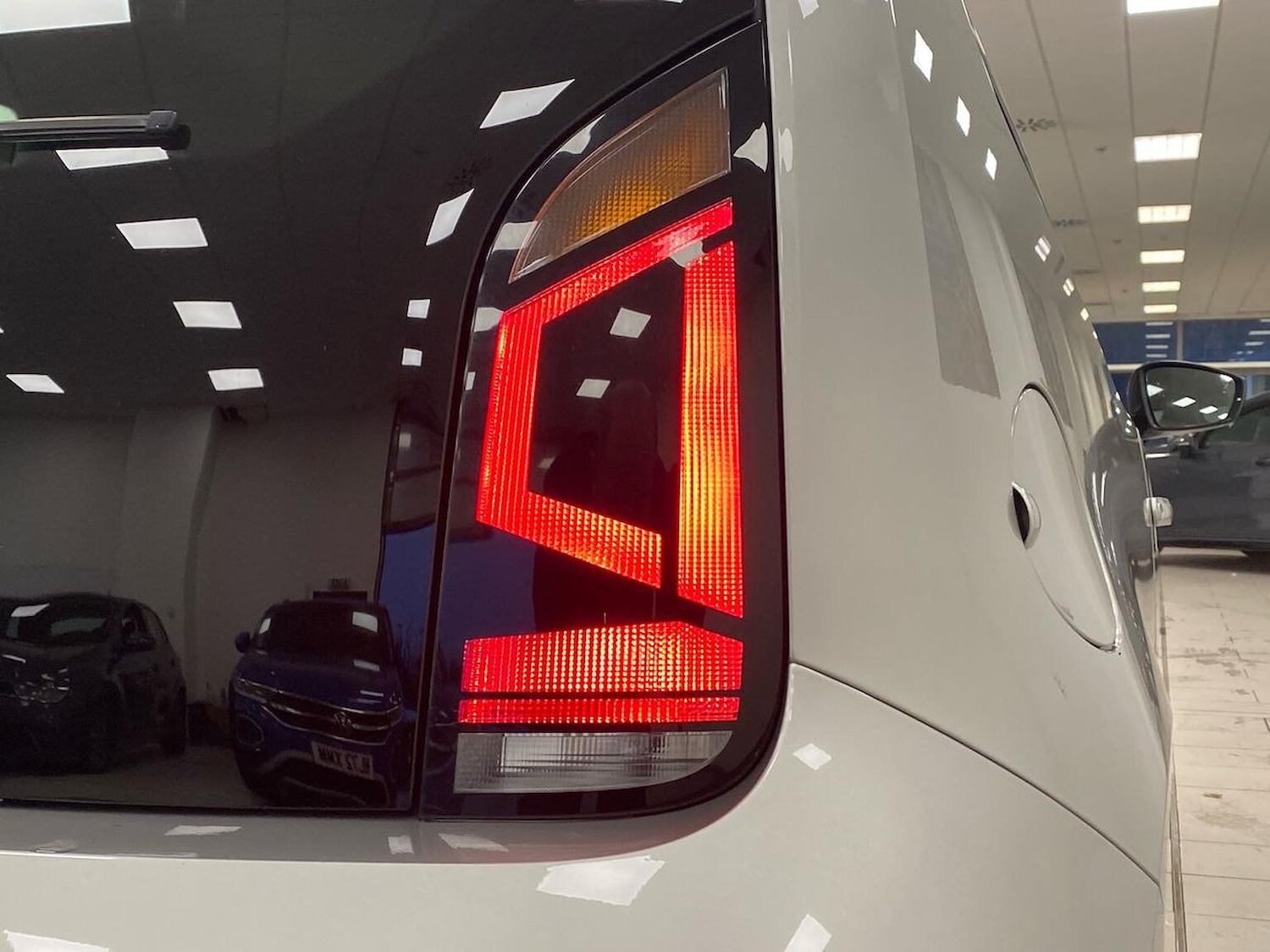 Used Volkswagen up! 2019 for sale - 76777333: Photo 33