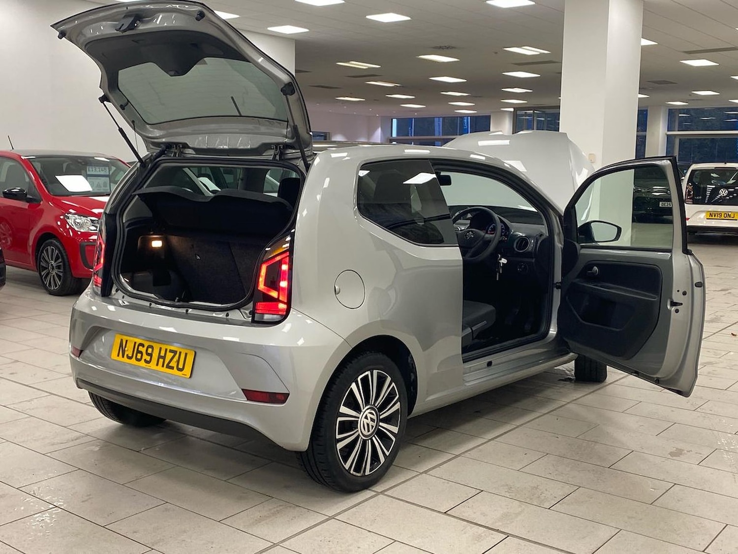 Used Volkswagen up! 2019 for sale - 76777333: Photo 35