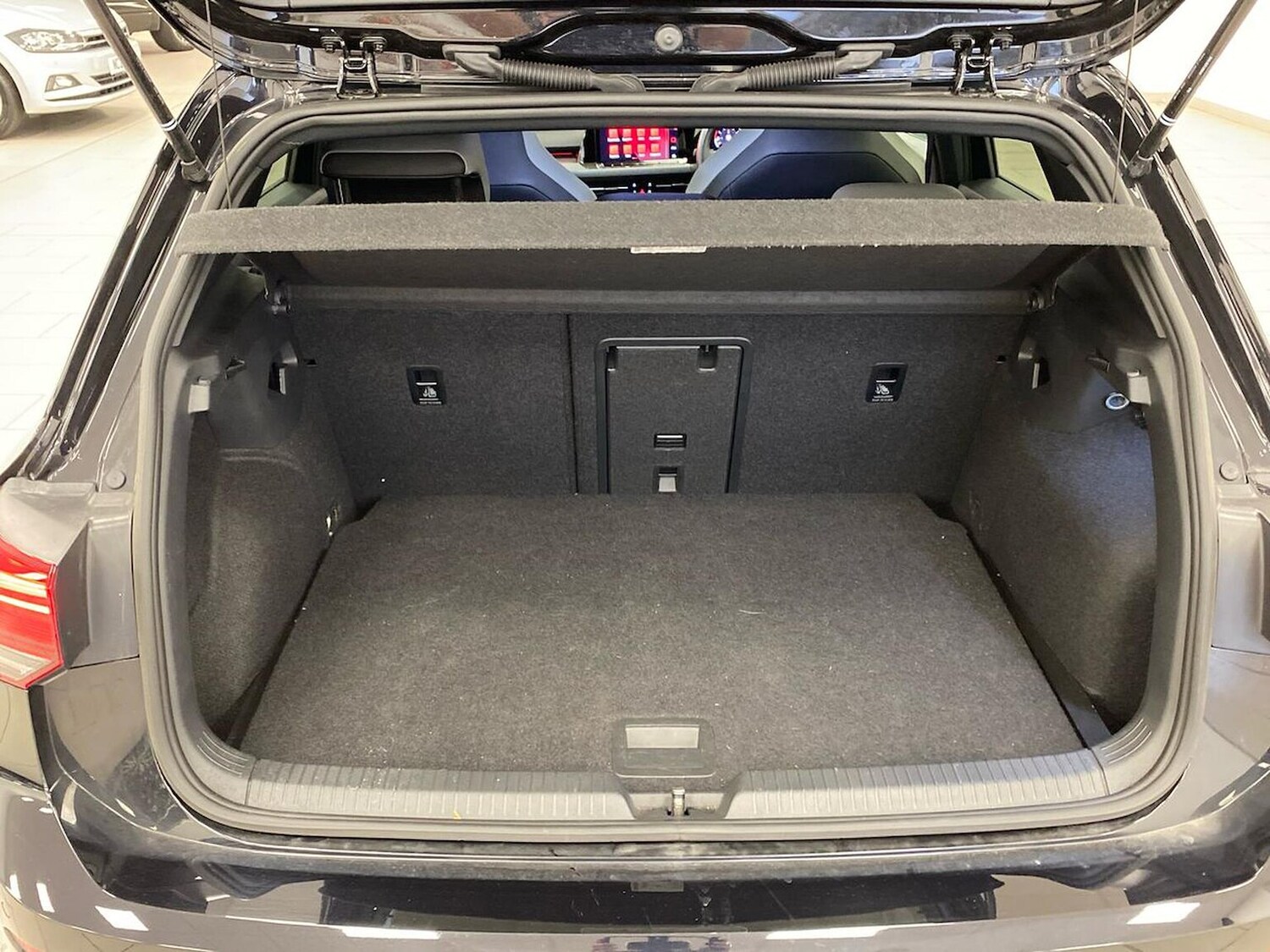 Used Volkswagen Golf 2023 for sale - 76541789: Photo 17