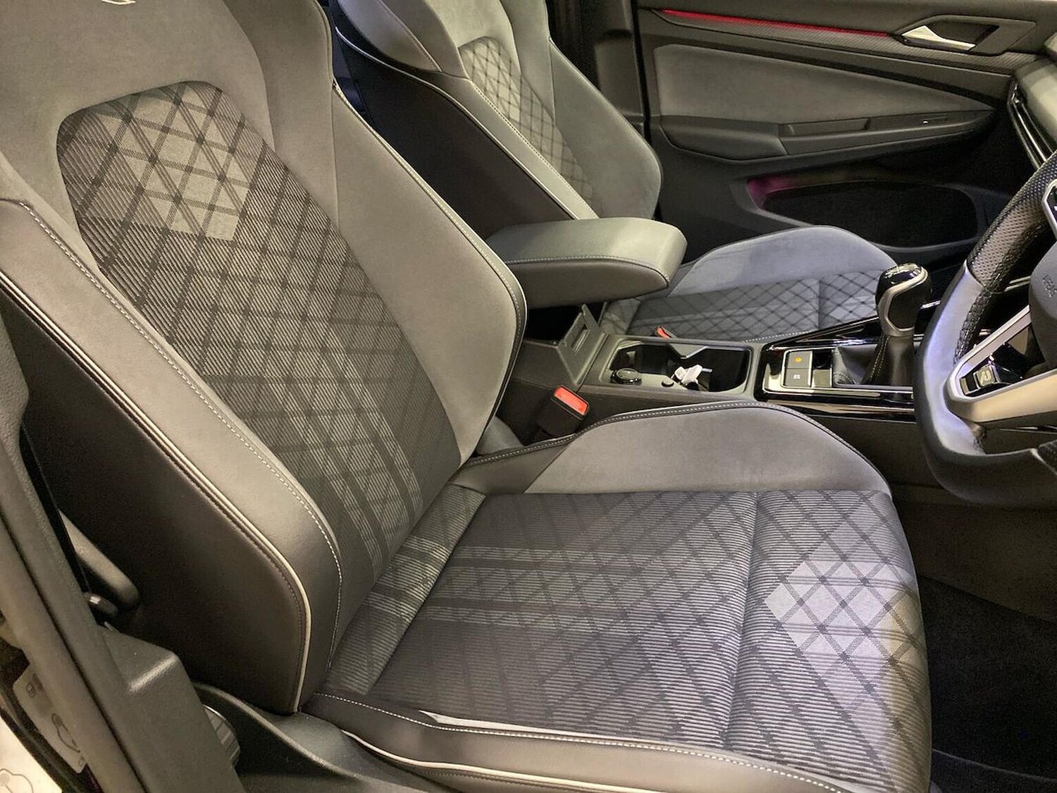 Used Volkswagen Golf 2023 for sale - 76541789: Photo 29