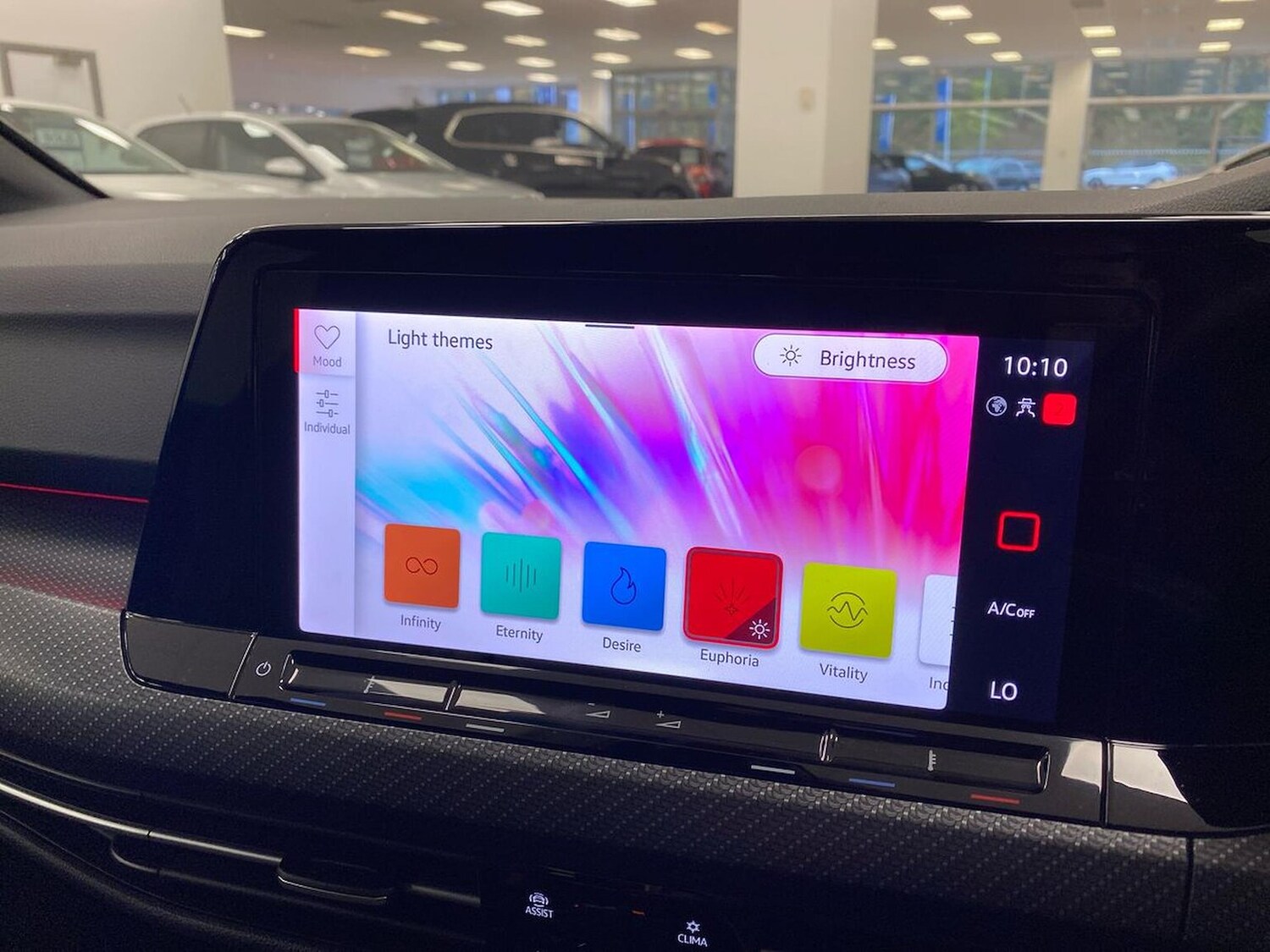 Used Volkswagen Golf 2023 for sale - 76541789: Photo 31