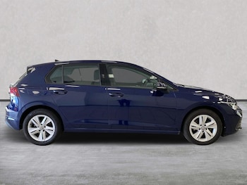 Used Volkswagen Golf 2023 for sale - 75958388: Photo