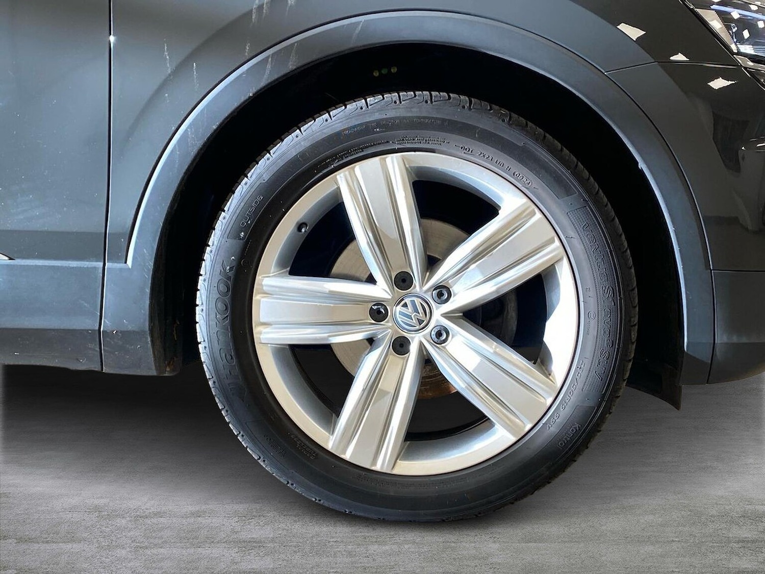 Used Volkswagen Tiguan 2020 for sale - 76877924: Photo 6