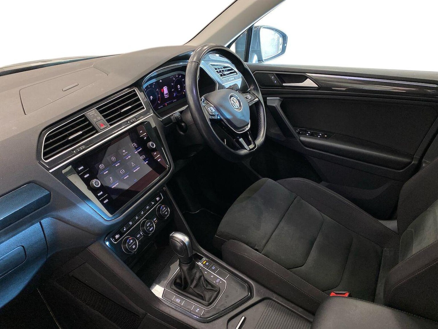 Used Volkswagen Tiguan 2020 for sale - 76877924: Photo 7