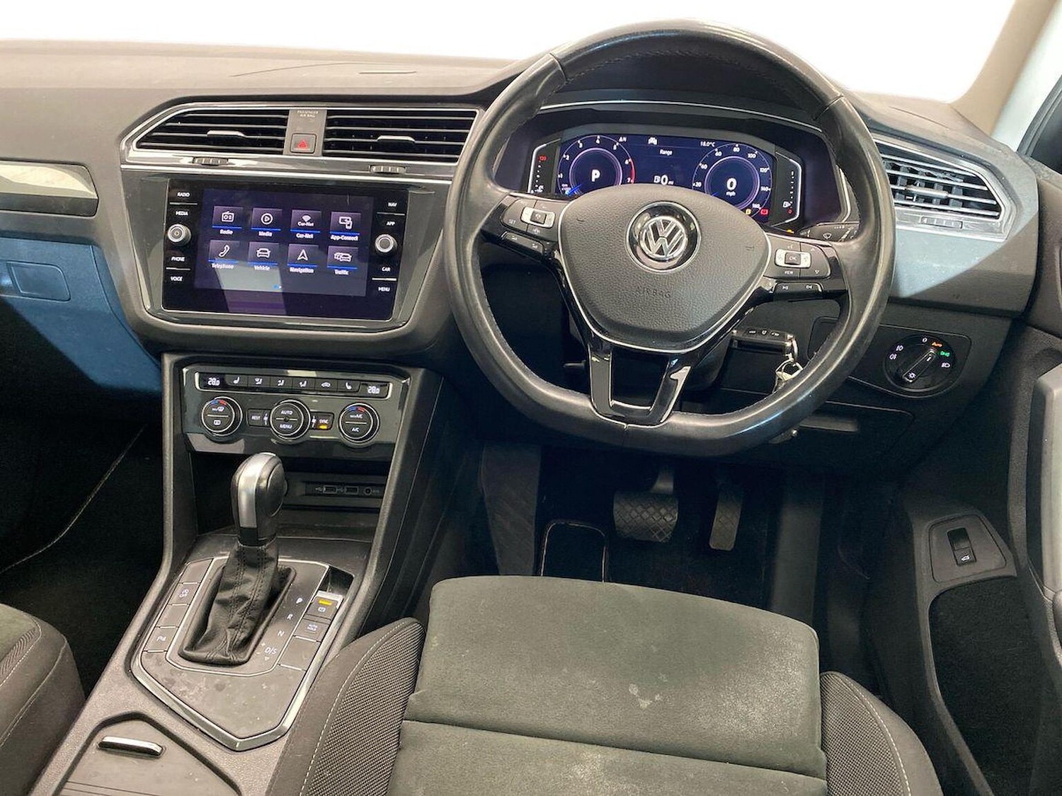 Used Volkswagen Tiguan 2020 for sale - 76877924: Photo 9