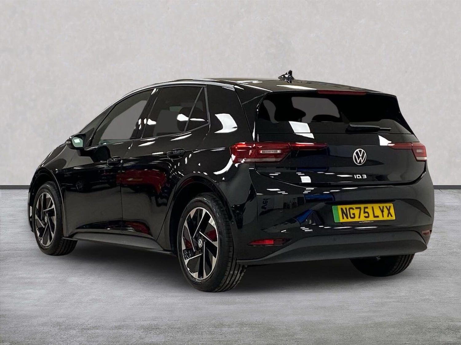 Used Volkswagen ID.3 2025 for sale - 77487418: Photo 2