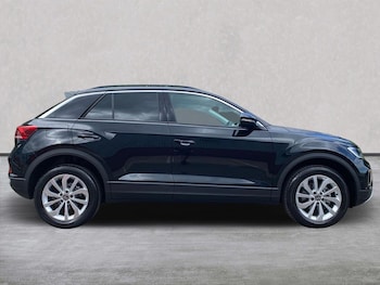 Used Volkswagen T-Roc 2025 for sale - 75490611: Photo