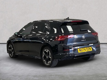 Used Volkswagen Golf 2024 for sale - 75575590: Photo