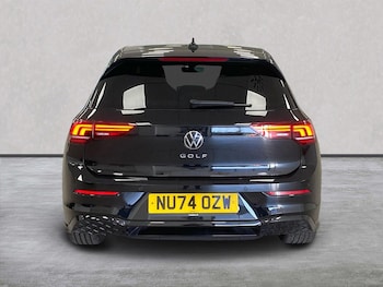 Used Volkswagen Golf 2024 for sale - 75575590: Photo