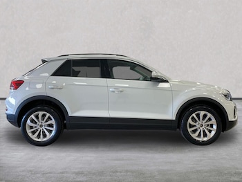 Used Volkswagen T-Roc 2026 for sale - 78903412: Photo